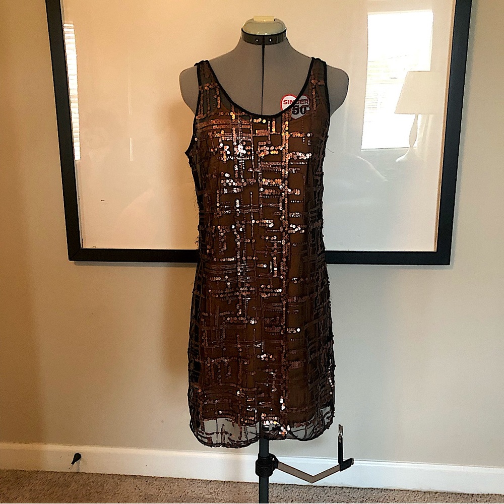 Simple Vera by Vera Wang Small Flapper Dress